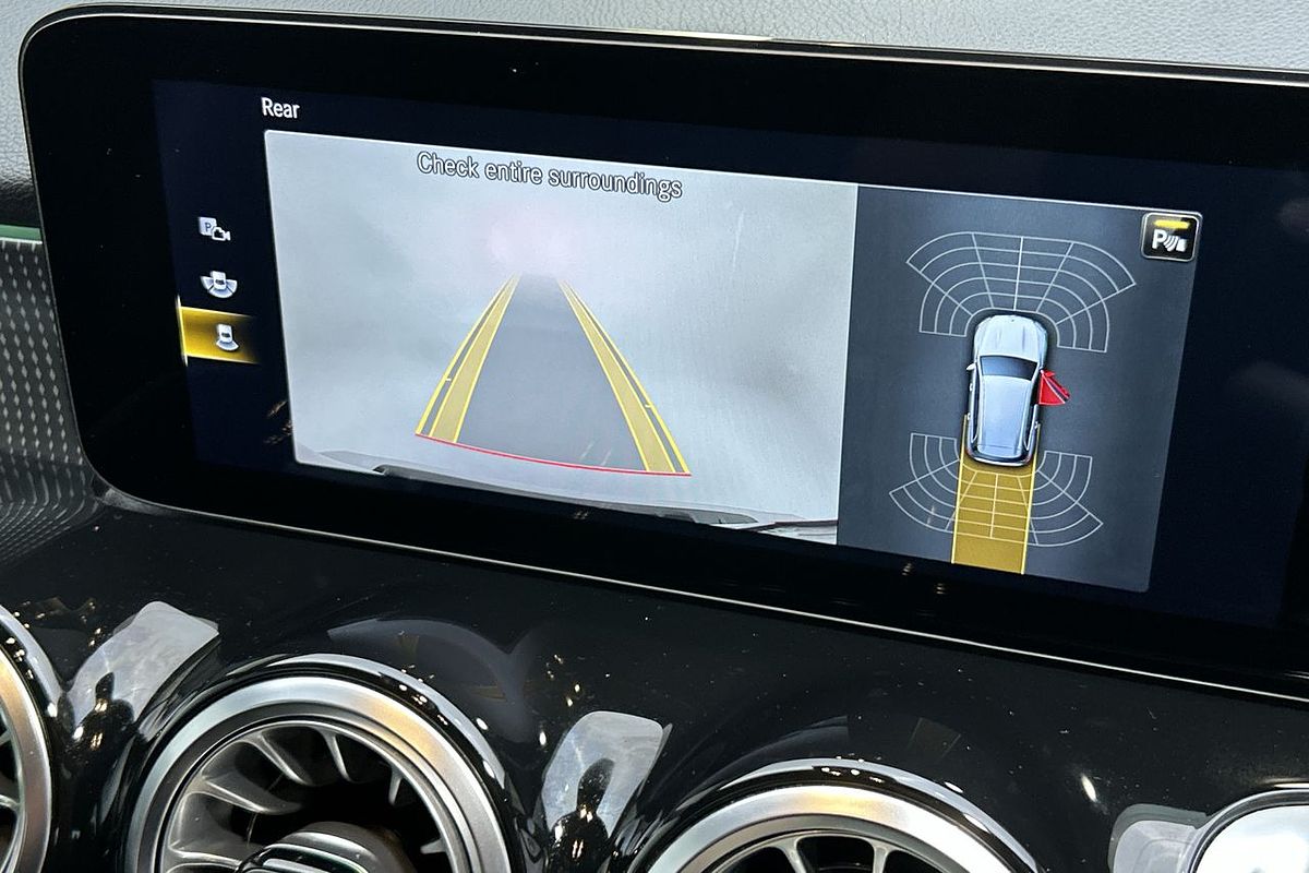2021 Mercedes-Benz GLB-Class GLB200 X247