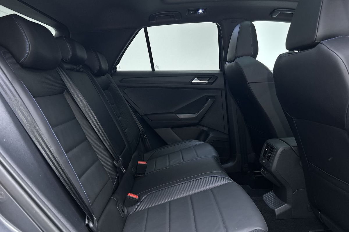 2023 Volkswagen T-Roc R D11