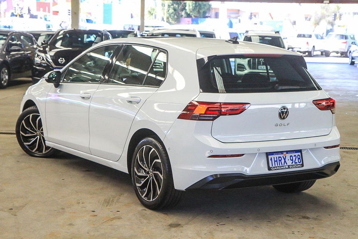 2022 Volkswagen Golf 110TSI Life 8