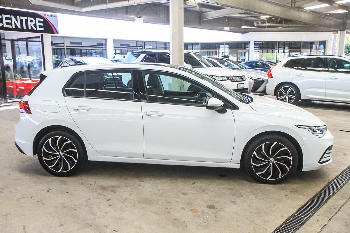 2022 Volkswagen Golf 110TSI Life 8