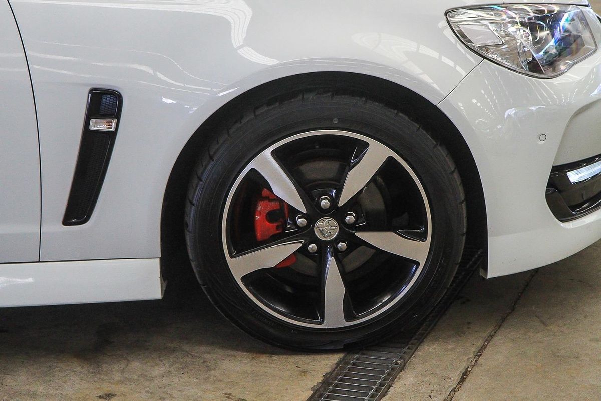 2016 Holden Commodore SV6 Black VF Series II