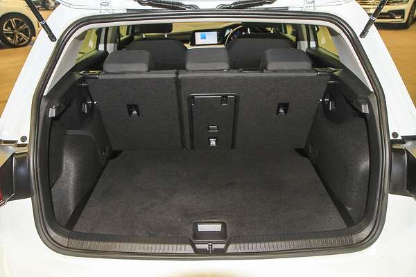 2022 Volkswagen Golf 110TSI Life 8