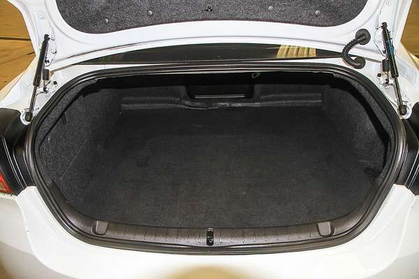 2014 Holden Calais V VF