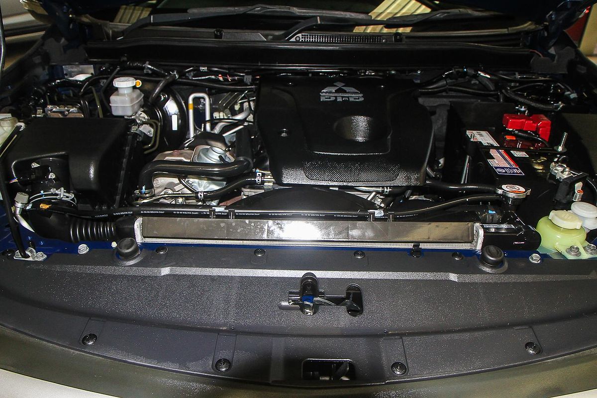 2019 Mitsubishi Pajero Sport GLS QE