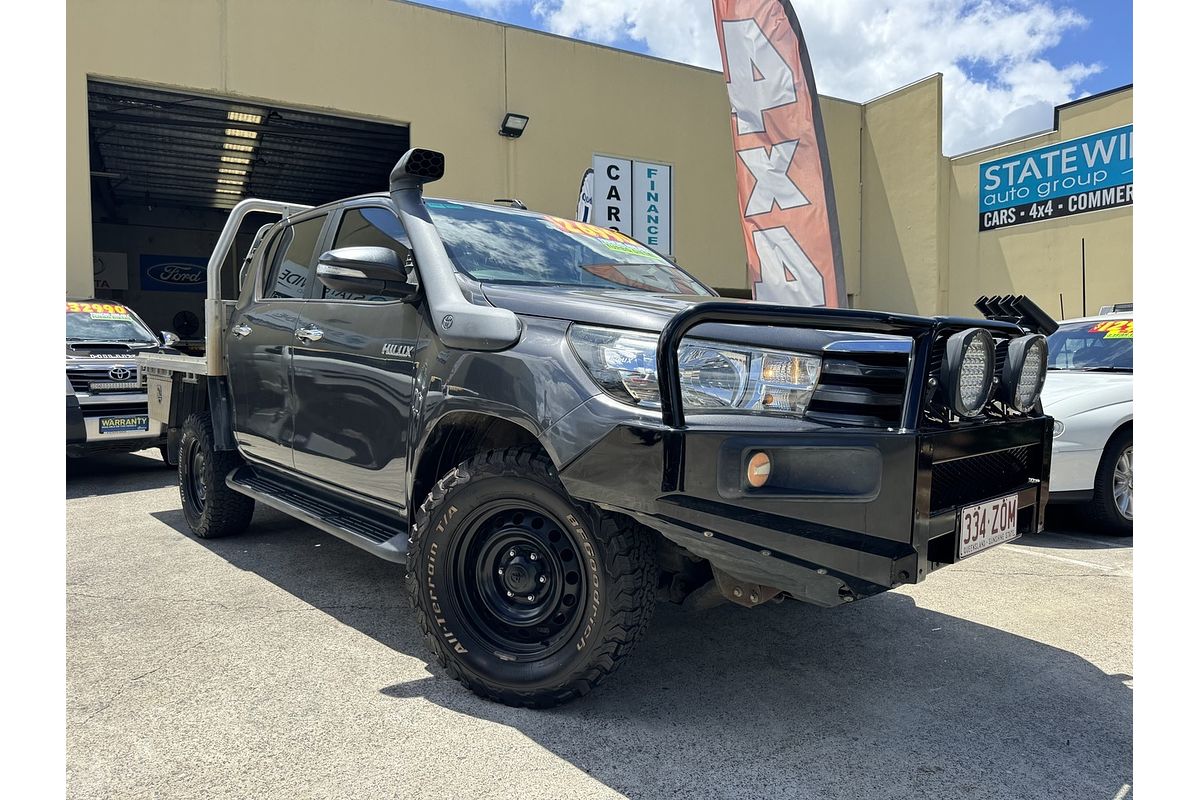 2015 Toyota Hilux SR (4x4) GUN126R 4X4