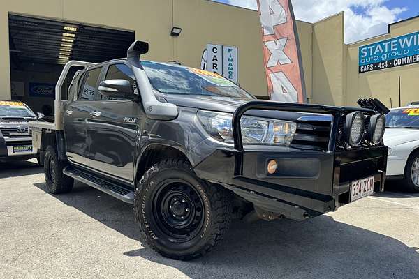 2015 Toyota Hilux SR (4x4) GUN126R 4X4
