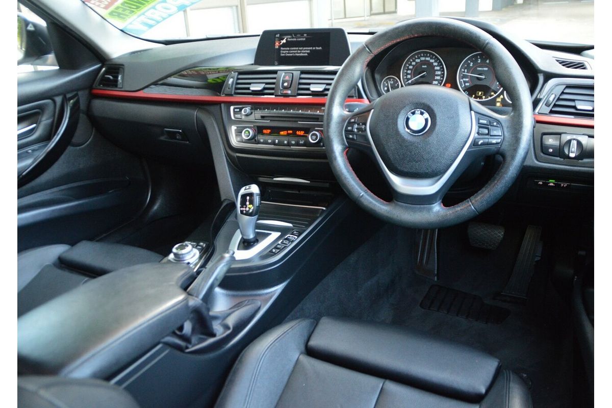 2015 BMW 3 Series 316i Sport Line F30