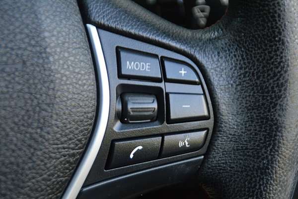 2015 BMW 3 Series 316i Sport Line F30
