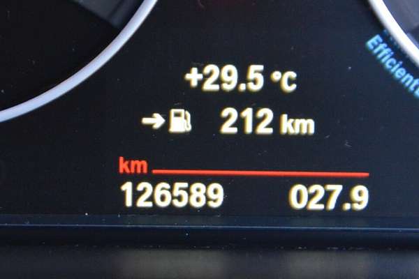 2015 BMW 3 Series 316i Sport Line F30