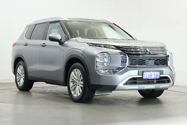 2023 Mitsubishi Outlander LS ZM