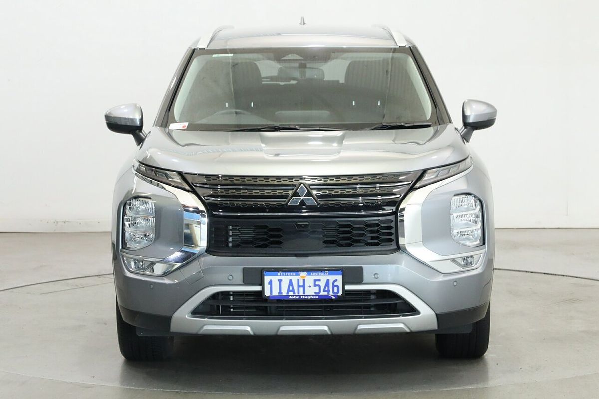 2023 Mitsubishi Outlander LS ZM