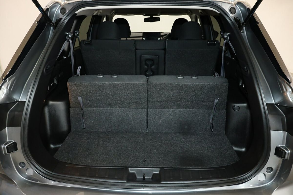2023 Mitsubishi Outlander LS ZM