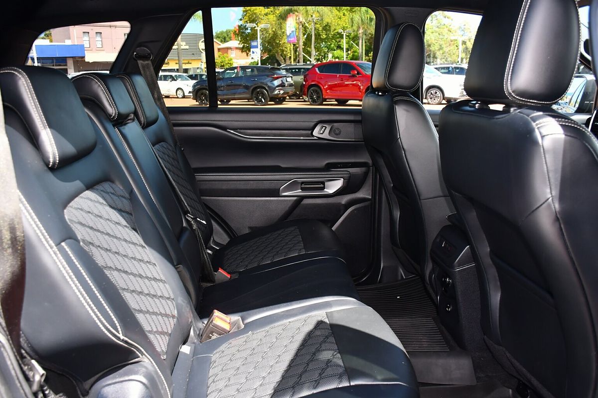 2023 Ford Everest Platinum