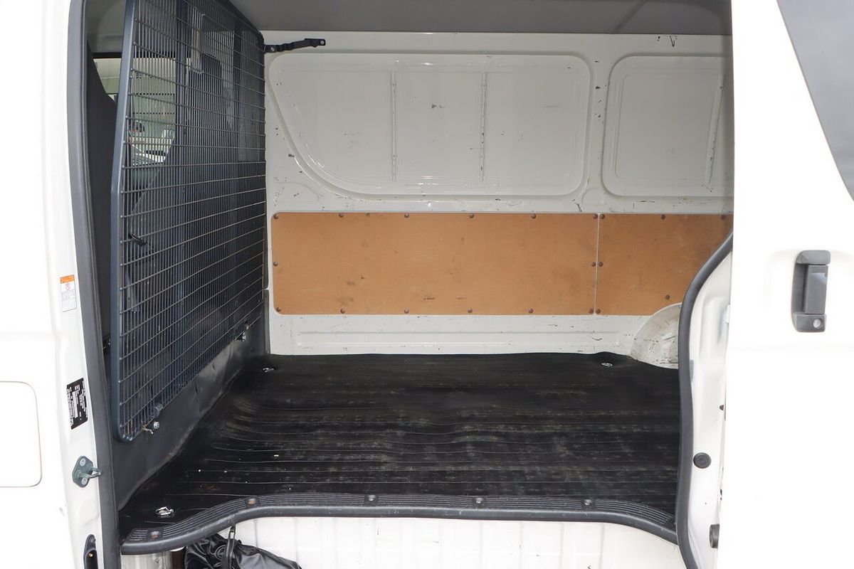 2018 Toyota Hiace KDH201R LWB