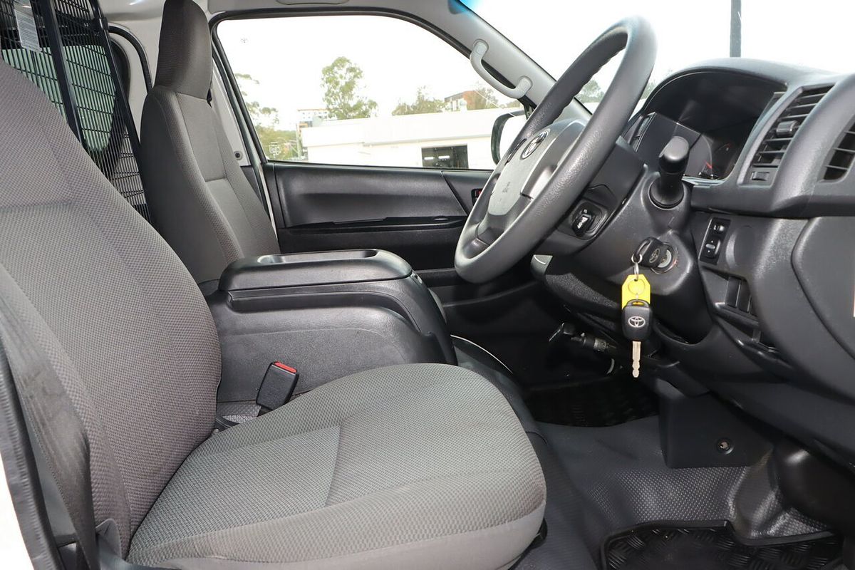 2018 Toyota Hiace KDH201R LWB