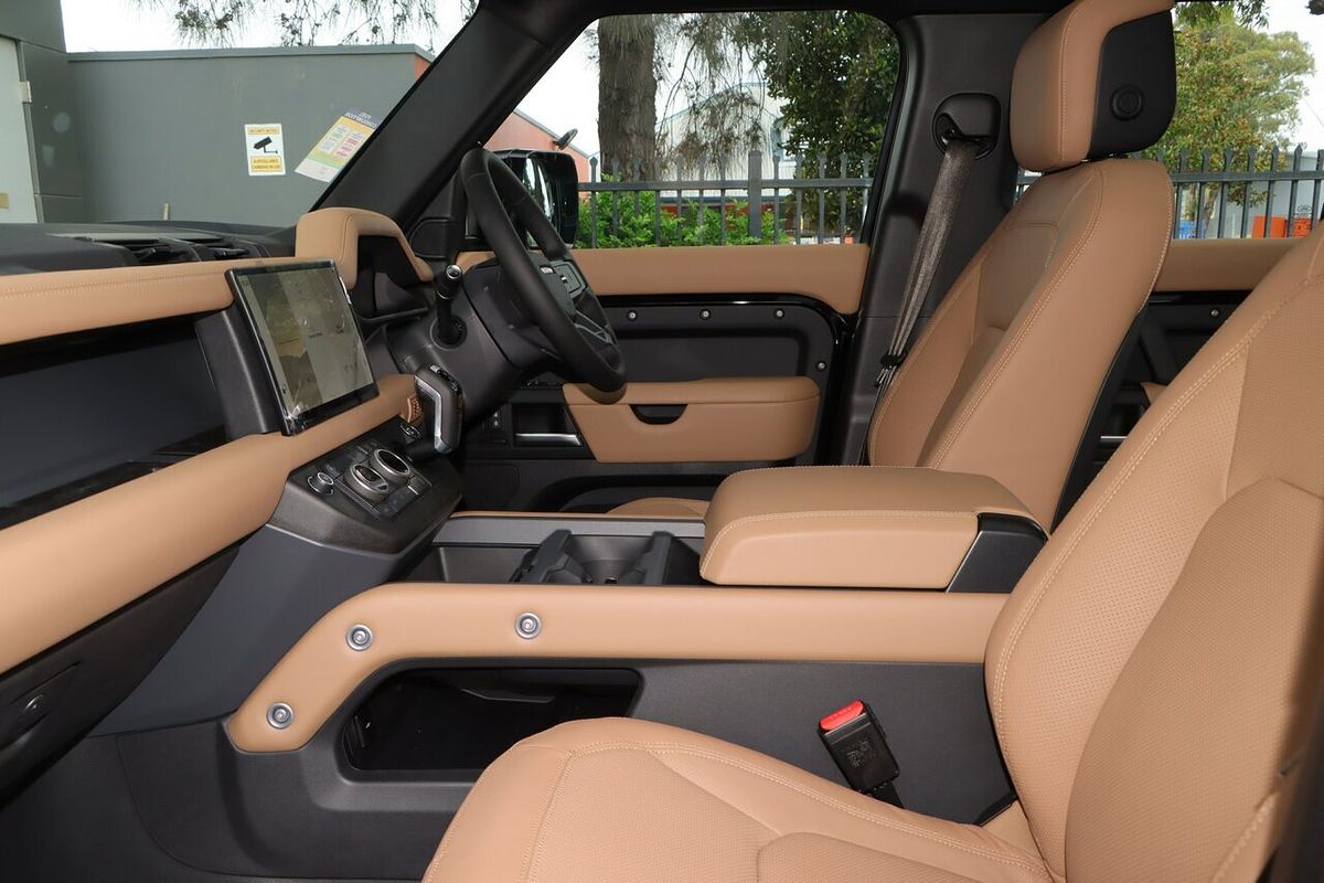 2024 Land Rover Defender 110 D350 X-Dynamic HSE L663