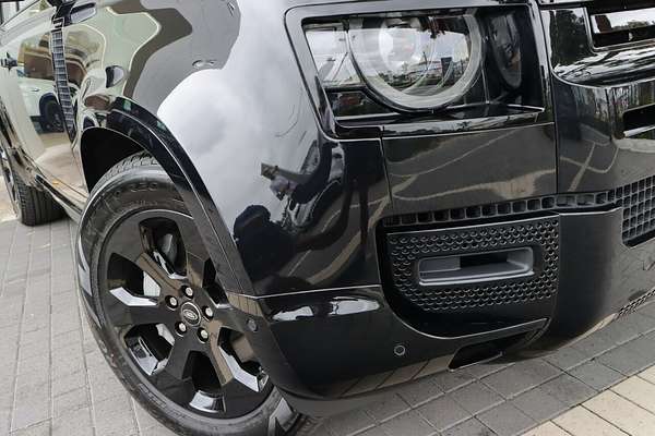 2024 Land Rover Defender 130 D350 X-Dynamic SE L663