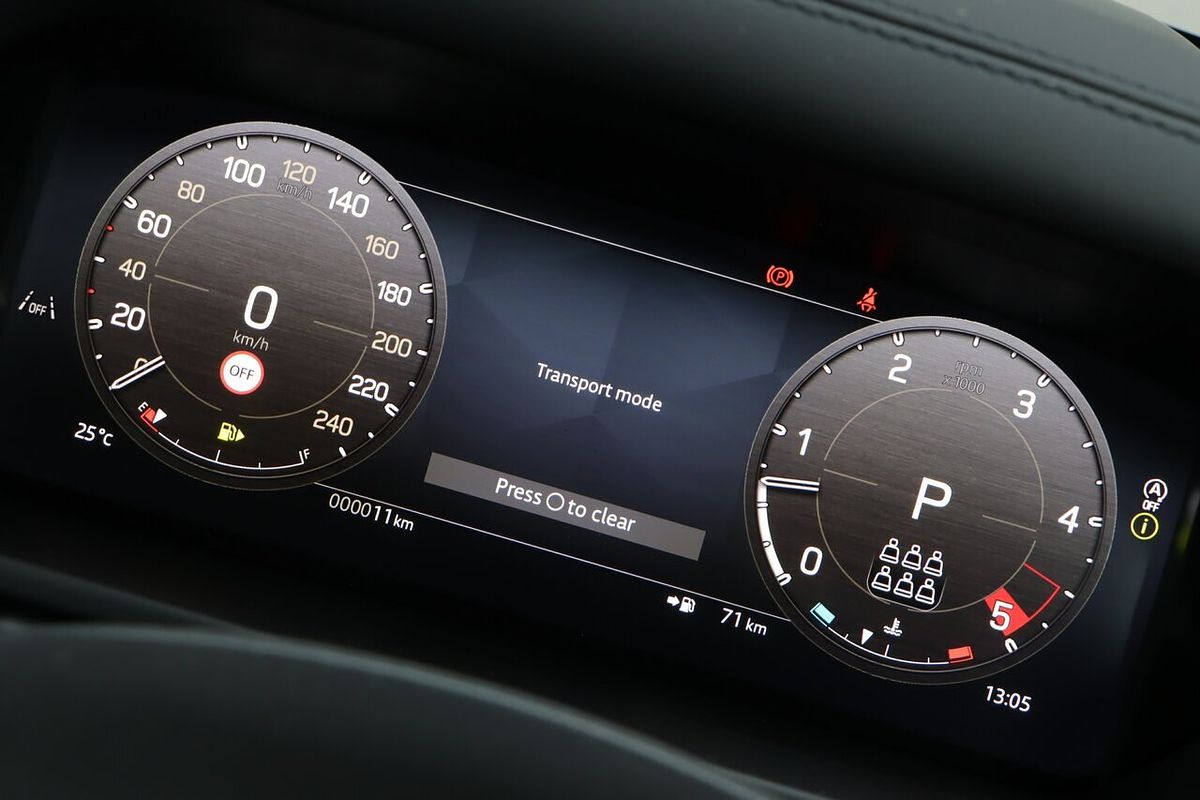 2024 Land Rover Defender 130 D350 X-Dynamic SE L663