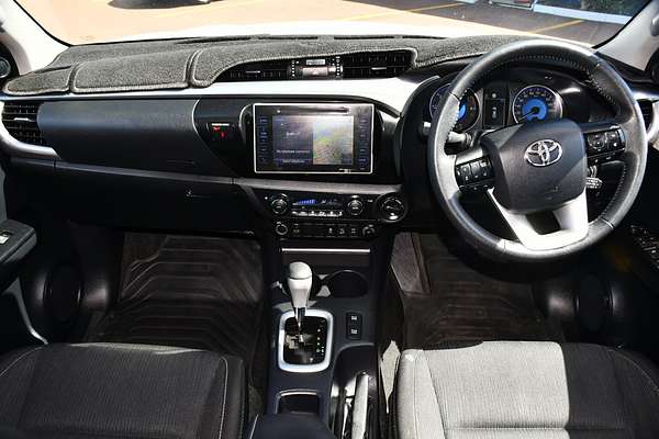 2020 Toyota Hilux SR5 GUN126R 4X4