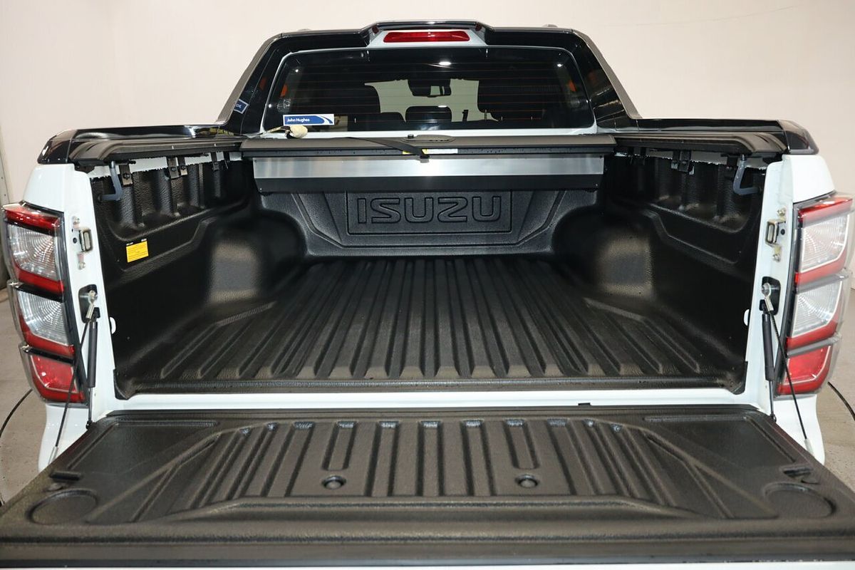 2024 Isuzu D-MAX X-TERRAIN 4X4