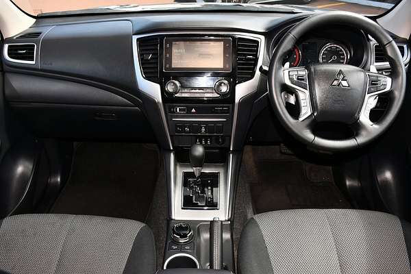 2023 Mitsubishi Triton GLS MR 4X4