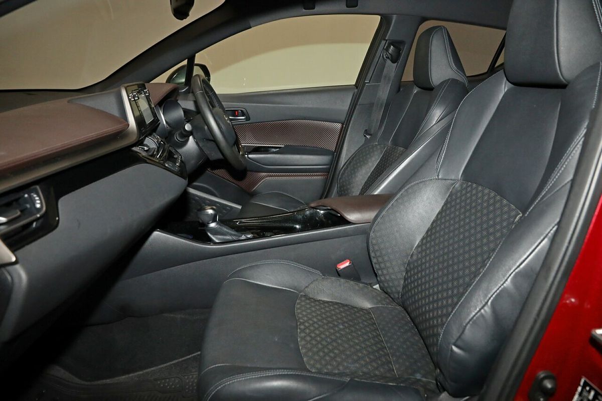 2018 Toyota C-HR Koba NGX50R