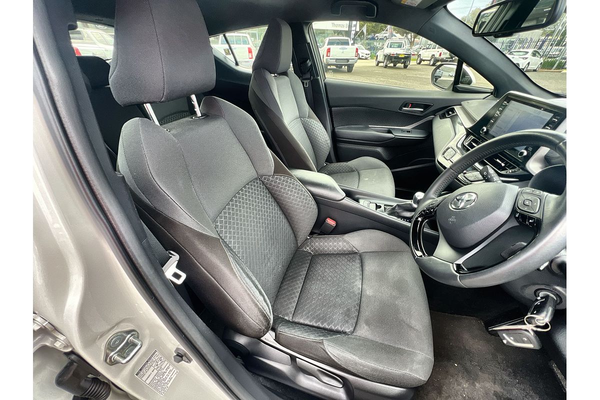 2020 Toyota C-HR NGX10R