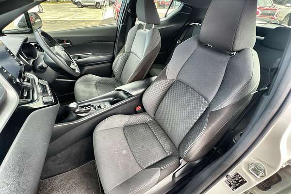 2020 Toyota C-HR NGX10R