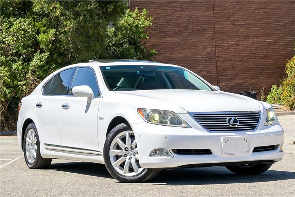2006 Lexus LS LS460 USF40R