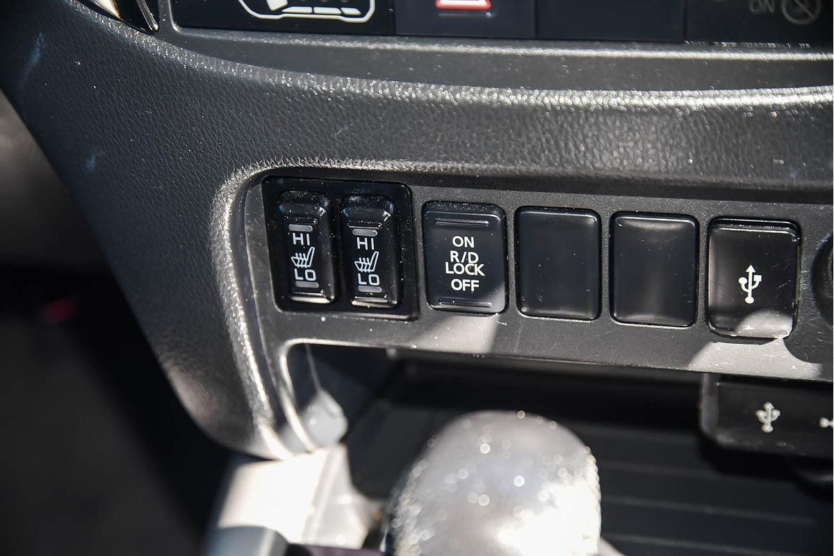 2017 Mitsubishi Triton Exceed MQ 4X4