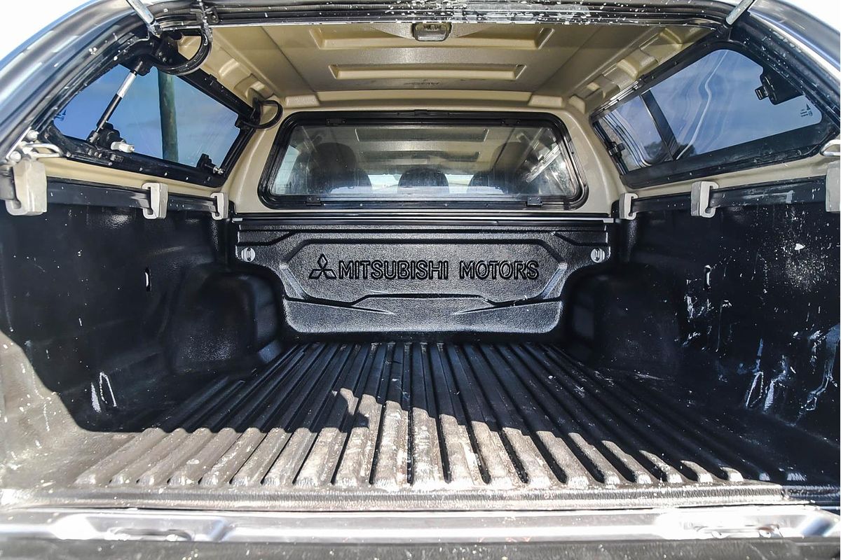 2017 Mitsubishi Triton Exceed MQ 4X4