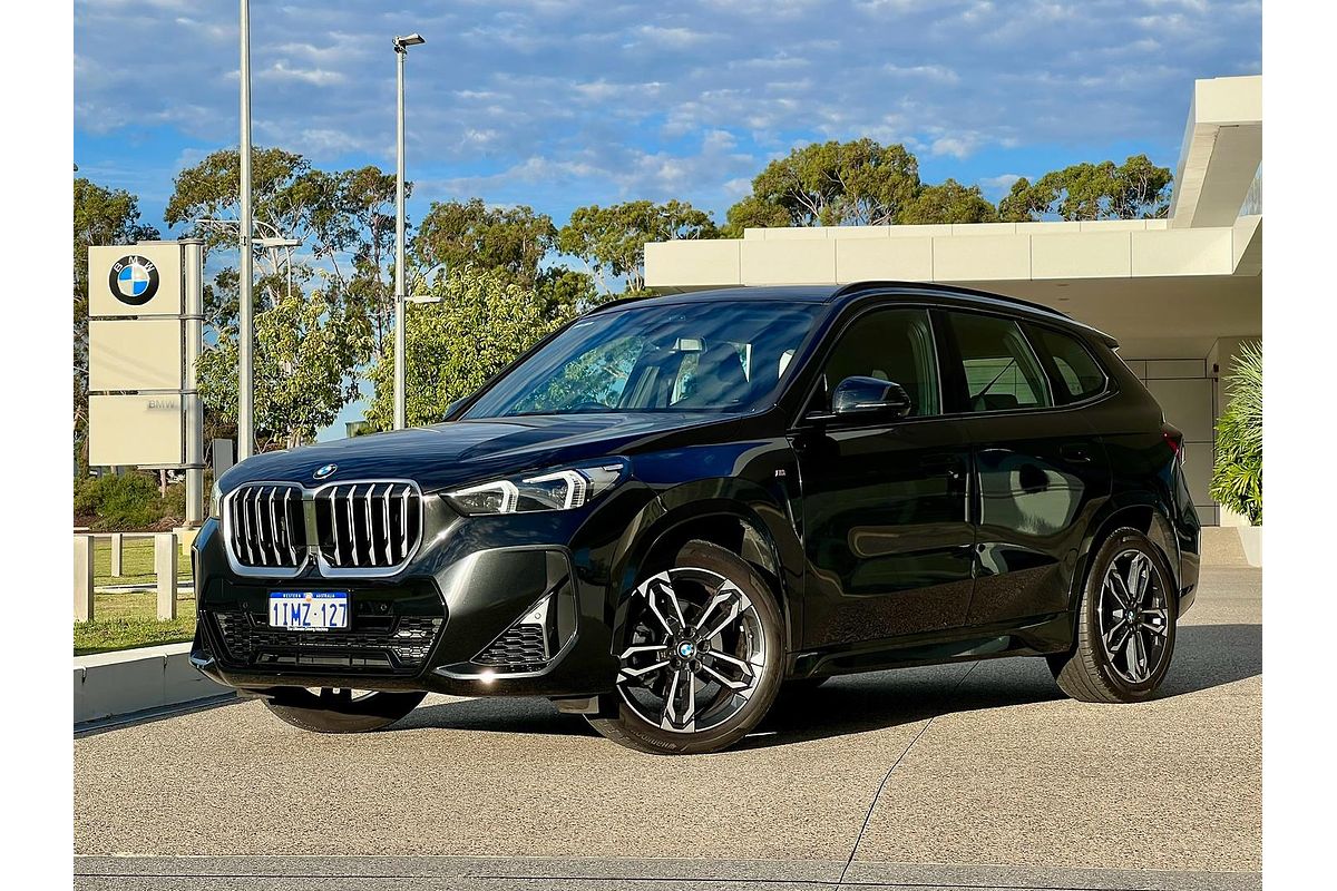 2023 BMW X1 xDrive20i U11