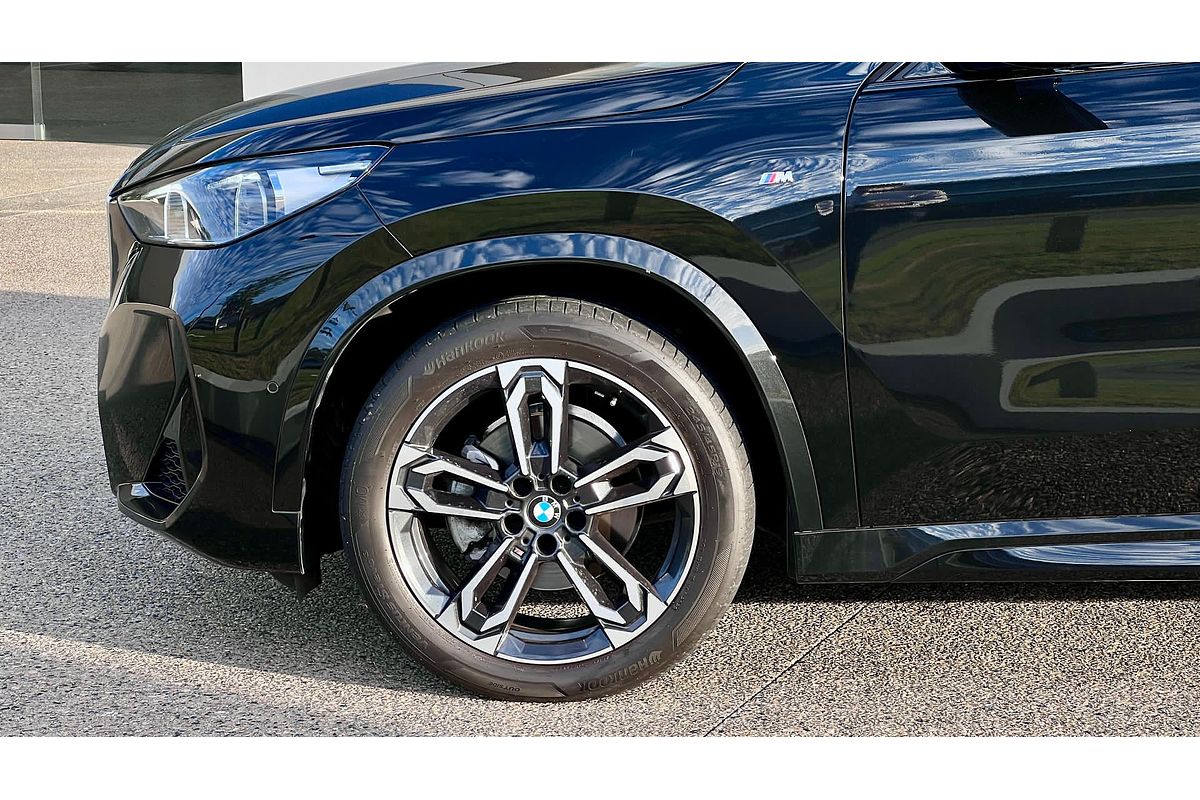 2023 BMW X1 xDrive20i U11