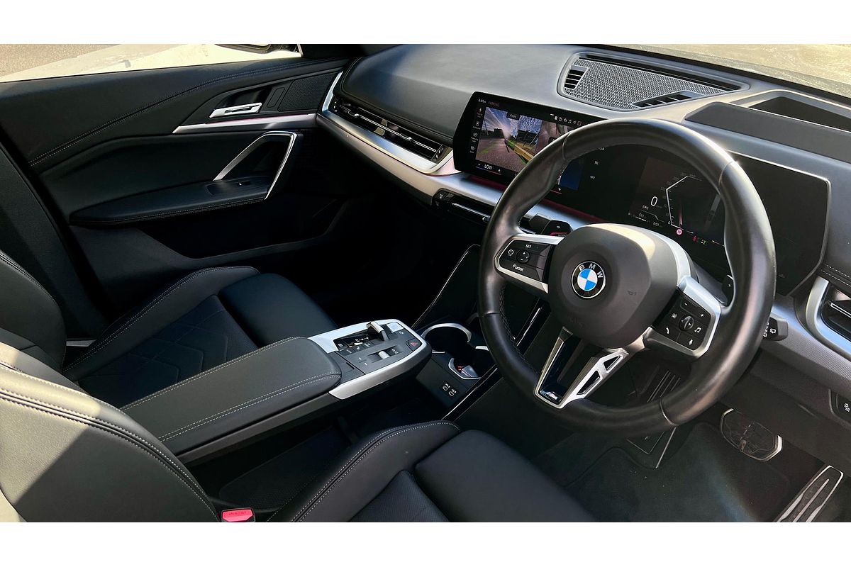 2023 BMW X1 xDrive20i U11