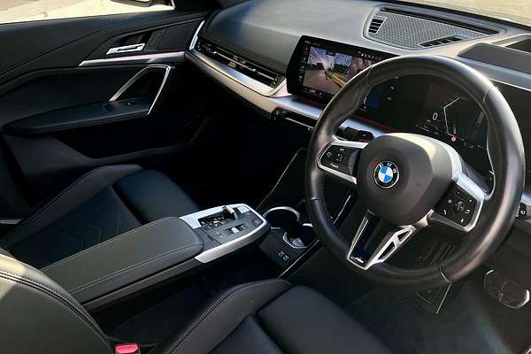 2023 BMW X1 xDrive20i U11