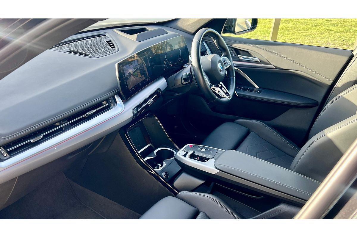 2023 BMW X1 xDrive20i U11
