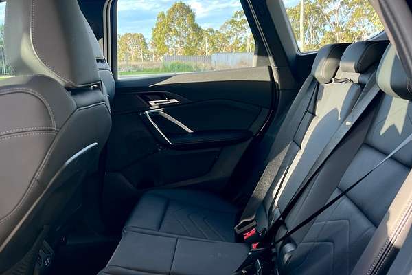 2023 BMW X1 xDrive20i U11