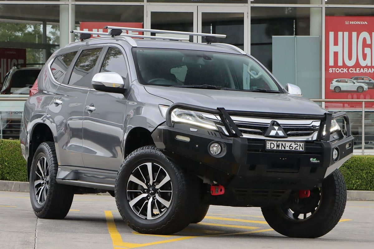 2017 Mitsubishi Pajero Sport Exceed QE