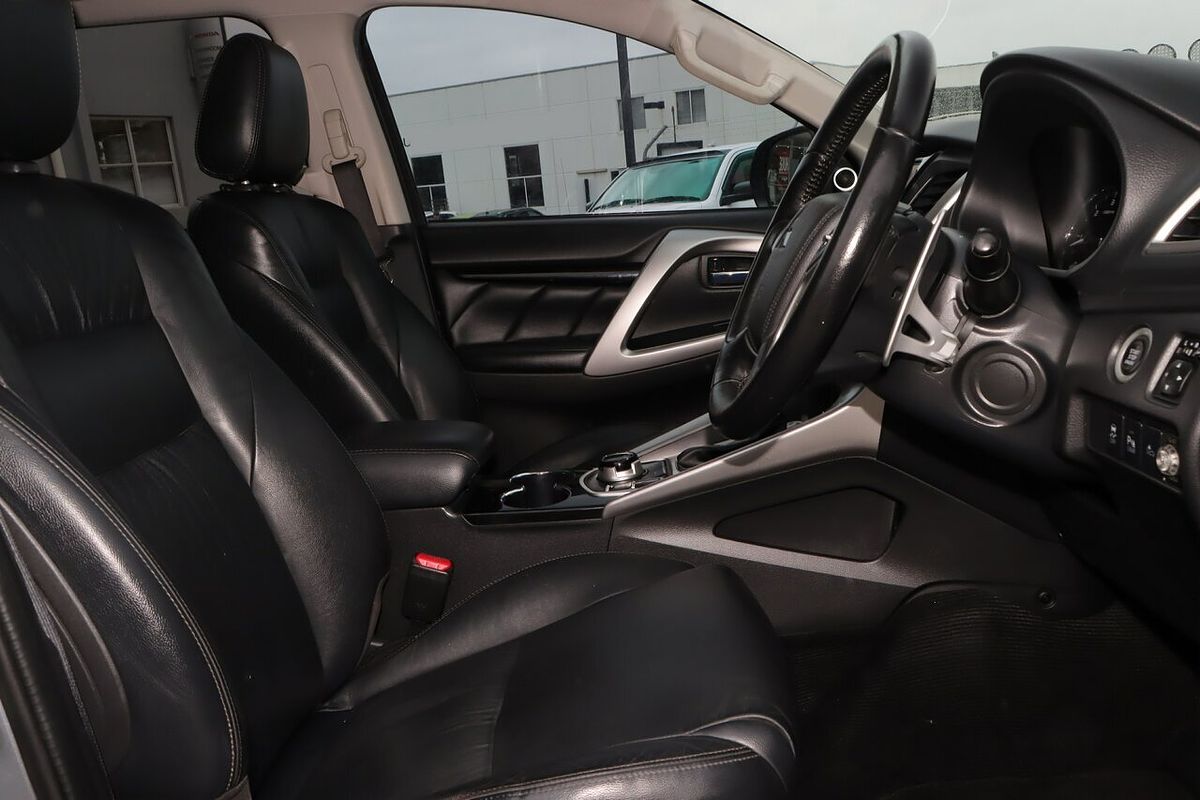 2017 Mitsubishi Pajero Sport Exceed QE
