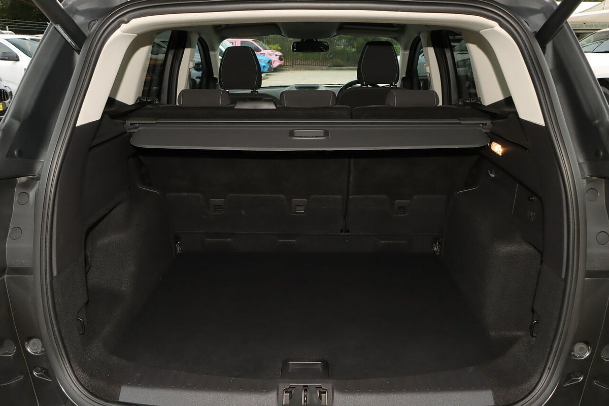 2017 Ford Escape Trend ZG