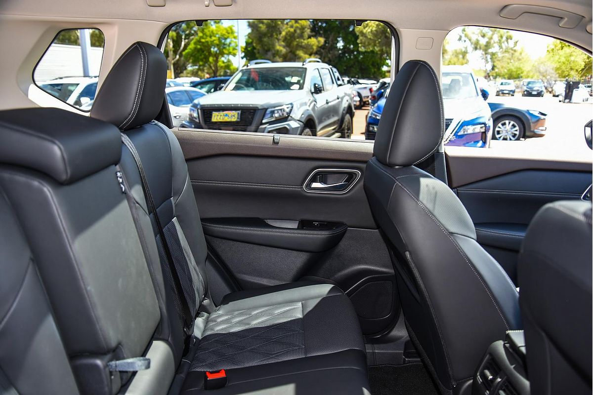2024 Nissan X-TRAIL Ti-L T33