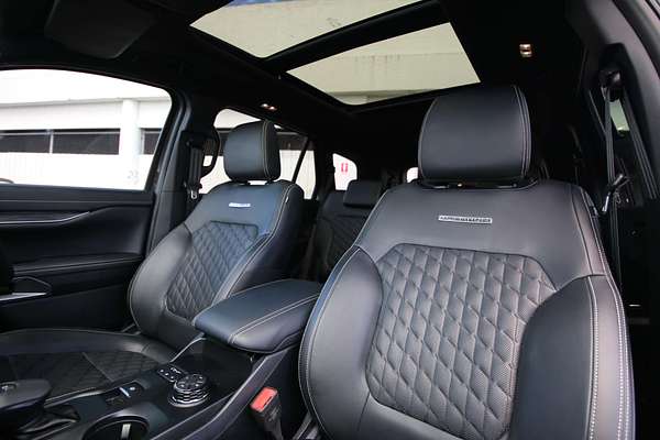 2024 Ford Everest Platinum