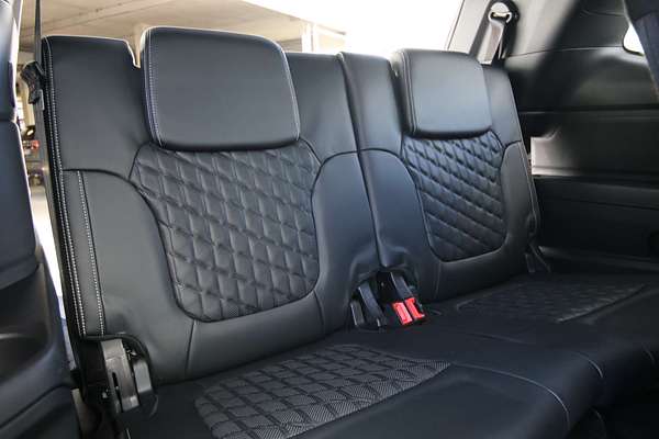 2024 Ford Everest Platinum