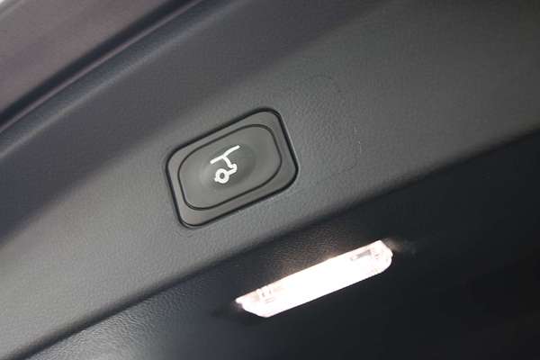 2024 Ford Everest Platinum