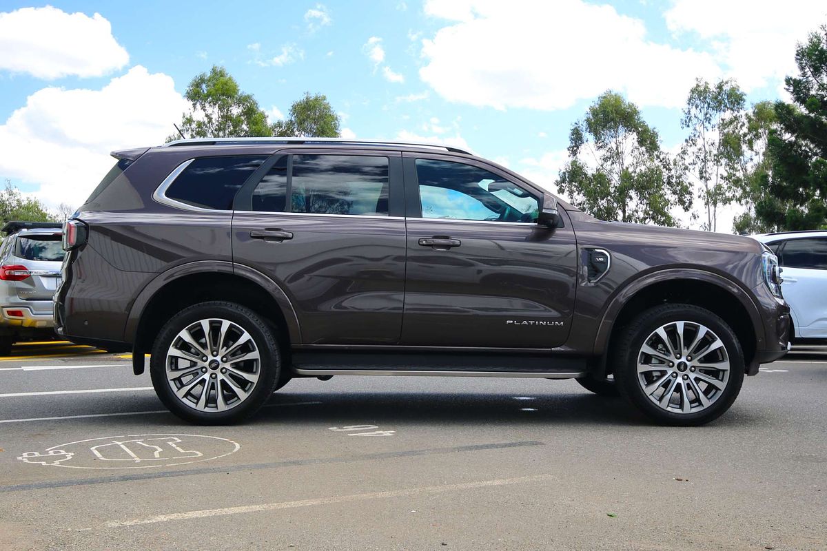 2024 Ford Everest Platinum