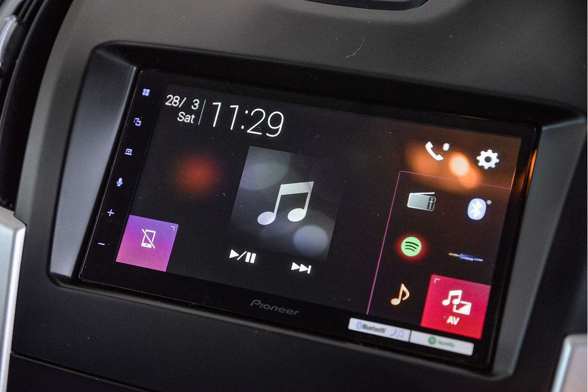 2018 Isuzu MU-X LS-M