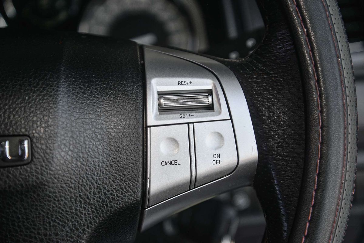 2018 Isuzu MU-X LS-M