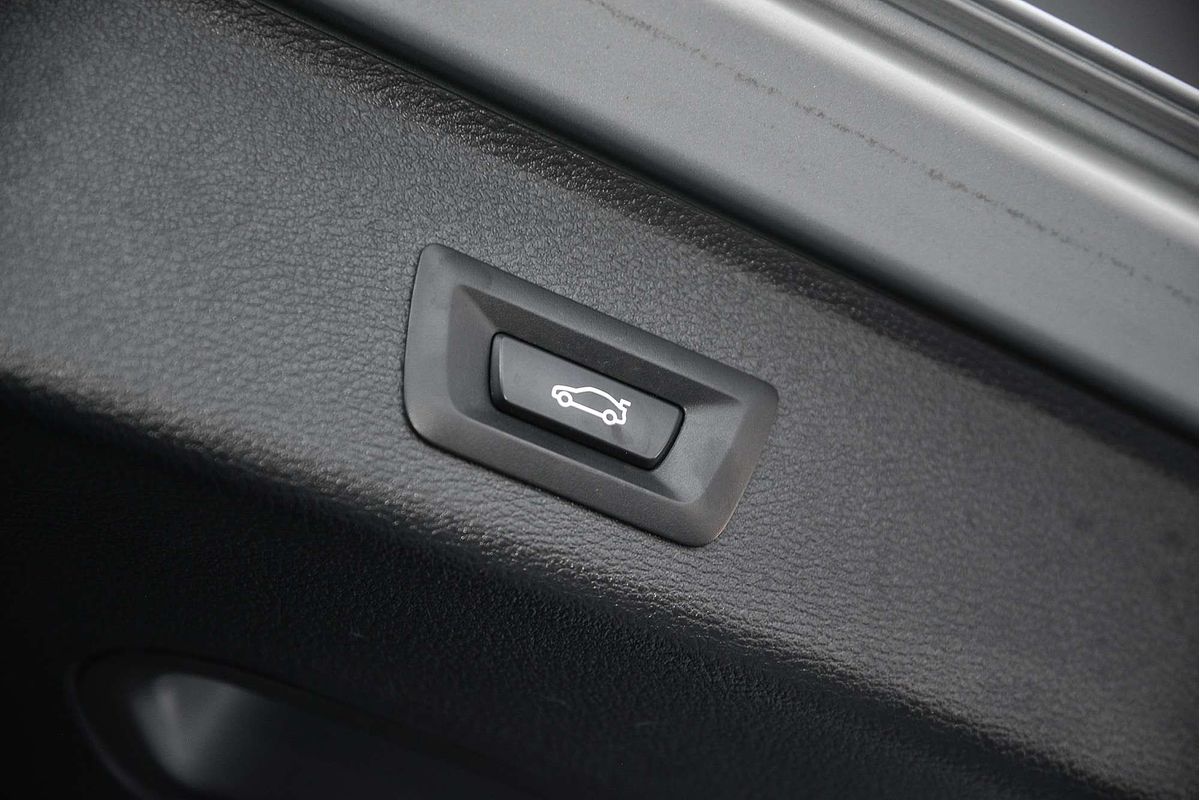 2015 BMW X3 xDrive20d F25 LCI