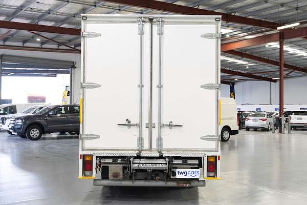 2022 Isuzu N Series NNR 45-150 Vanpack