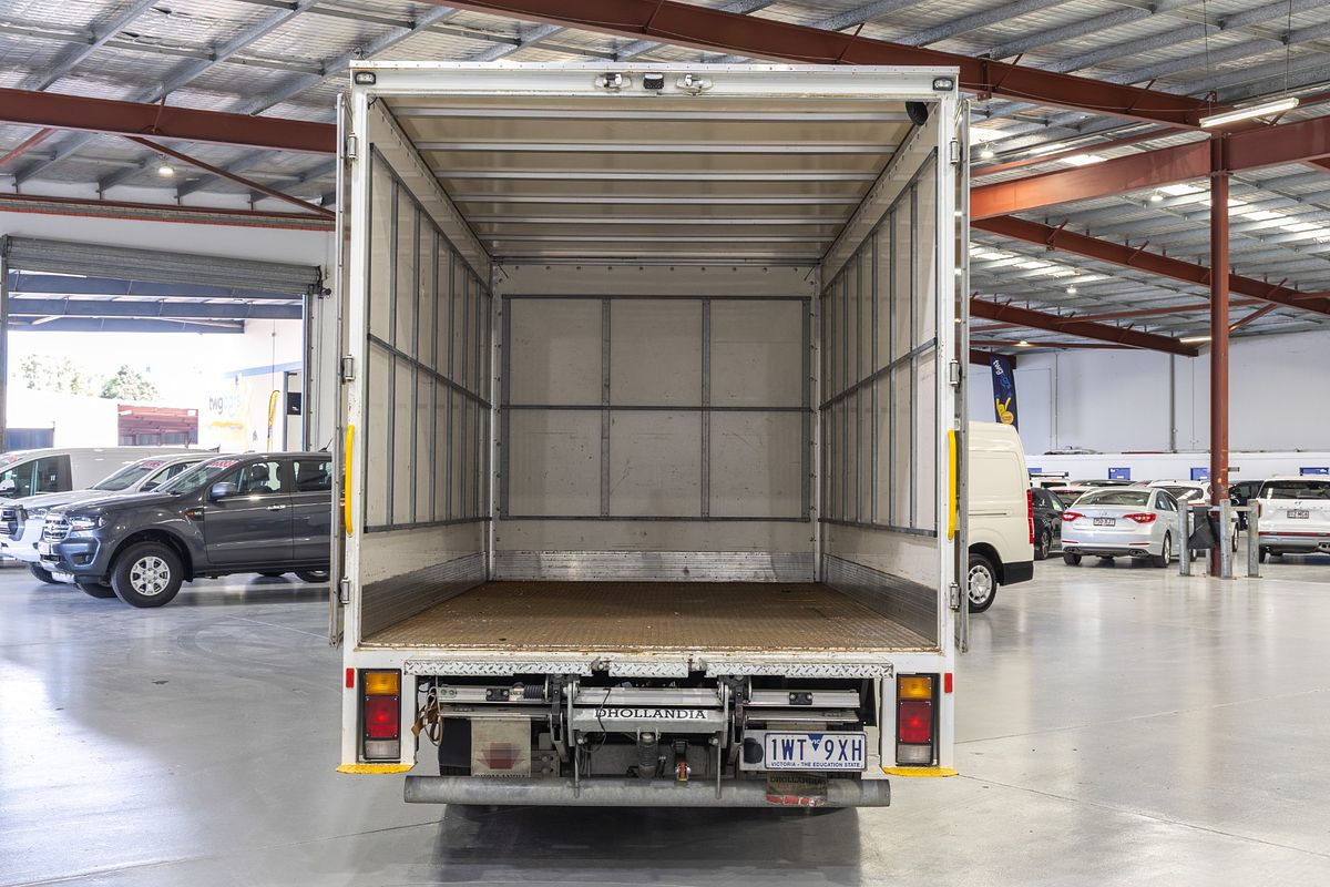 2022 Isuzu N Series NNR 45-150 Vanpack